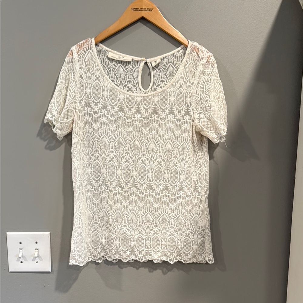H&M Cream Lace Short Sleeve Blouse Relaxed Fit